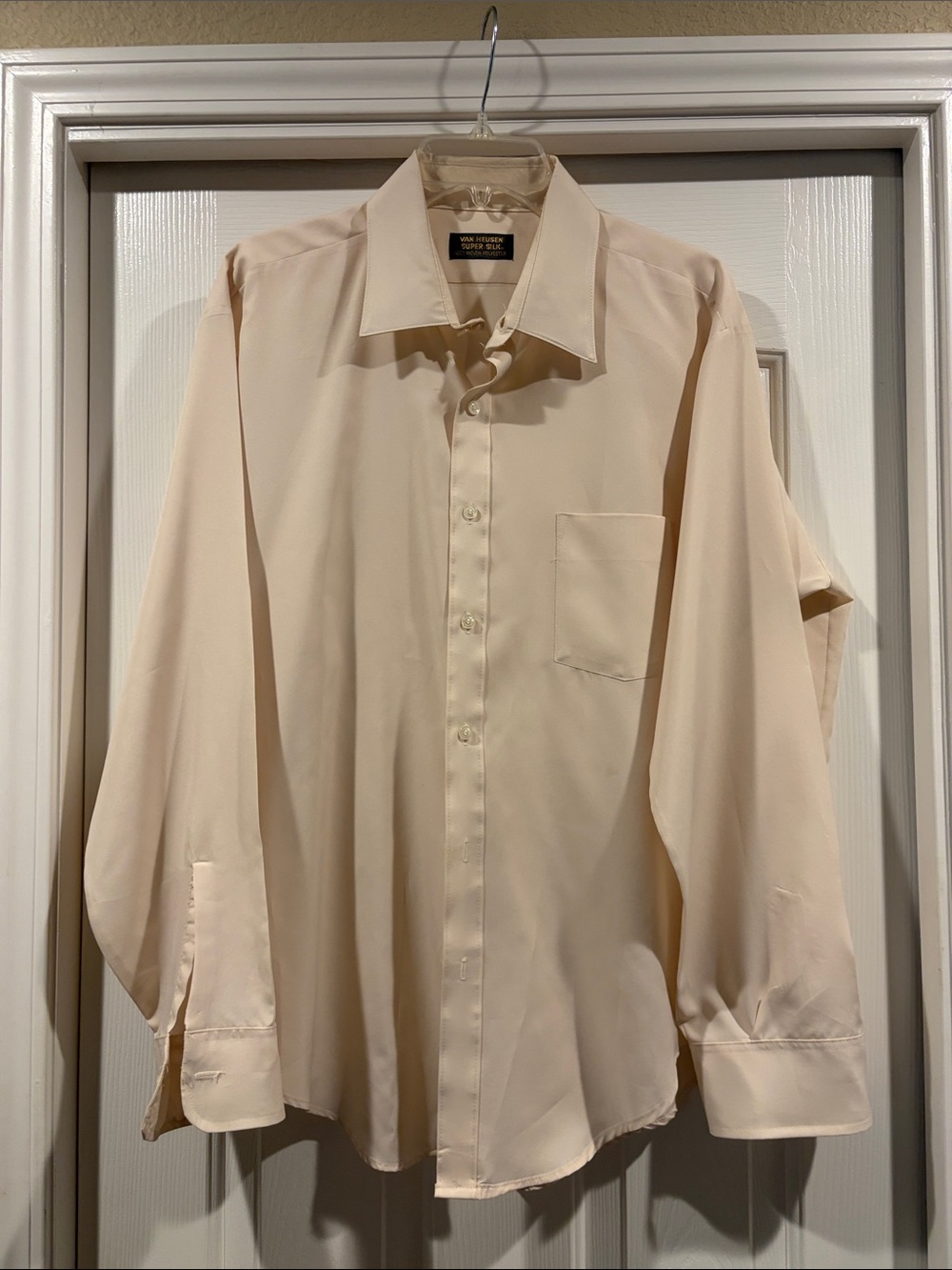 Van Heusen Men's Beige Long-Sleeve super silk shirt 17 1/2 34-35